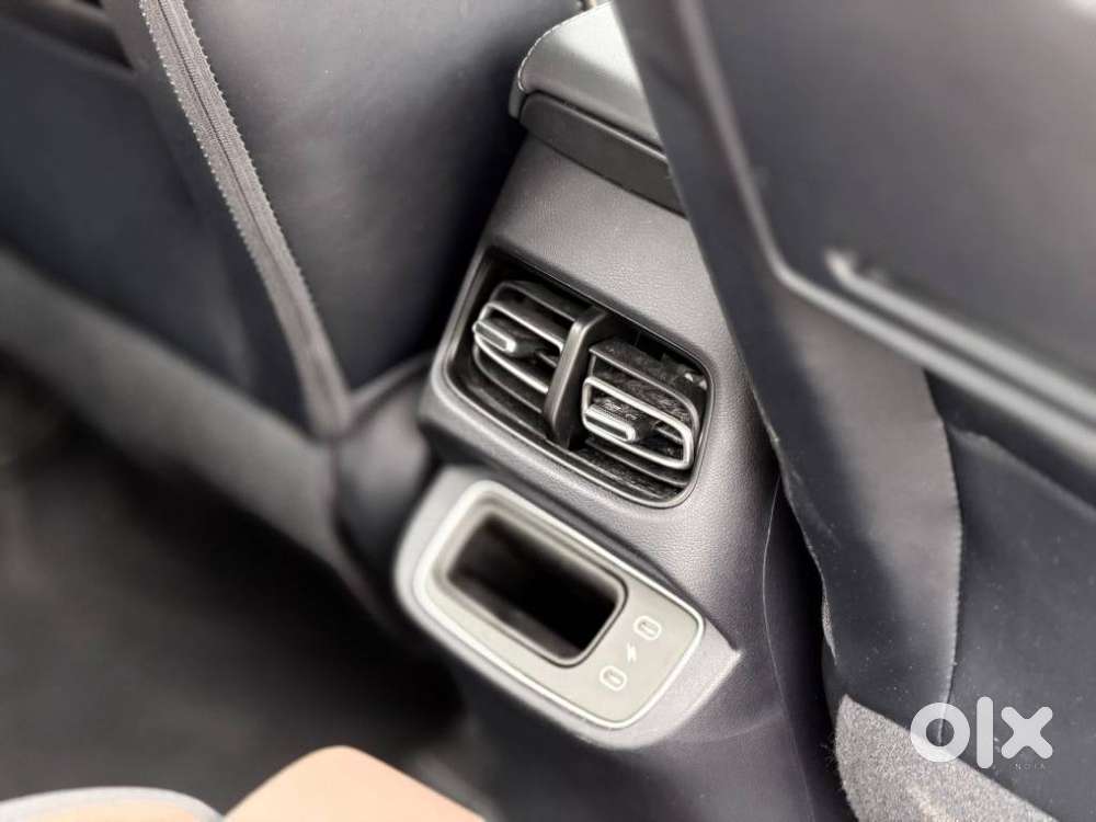 Hyundai Alcazar Signature 1.5 Petrol Dct 7str, 2024, Petrol