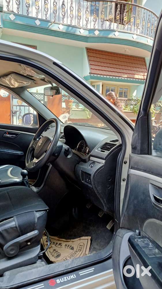 Maruti Suzuki Swift 1.3 ZXI, 2017, Petrol