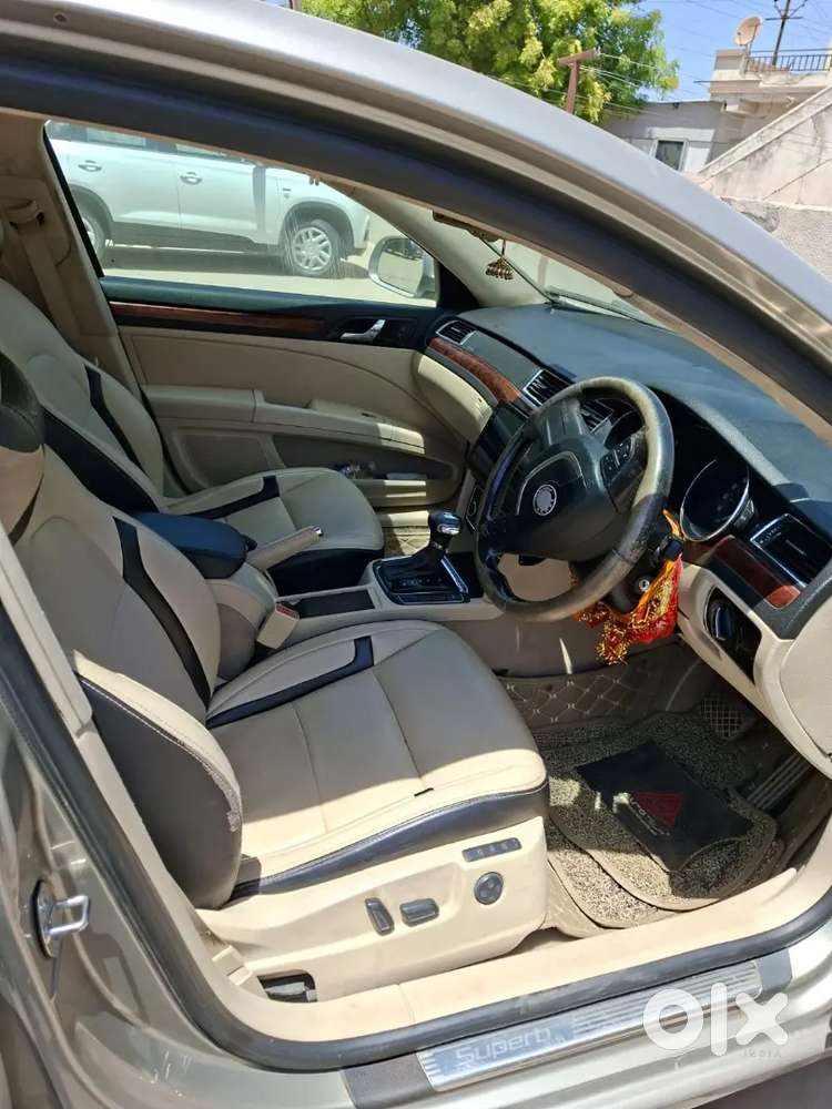 Skoda Superb Elegance 2014 Automatic Diesel