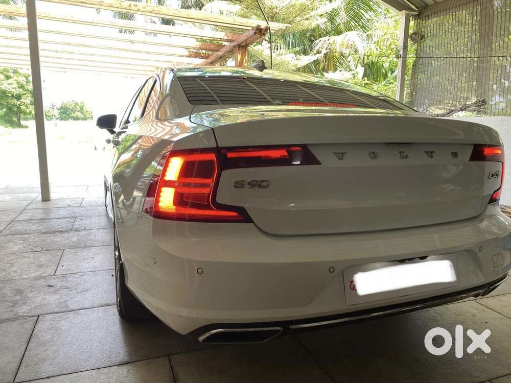 Volvo S90 D4 Momentum, 2018, Diesel