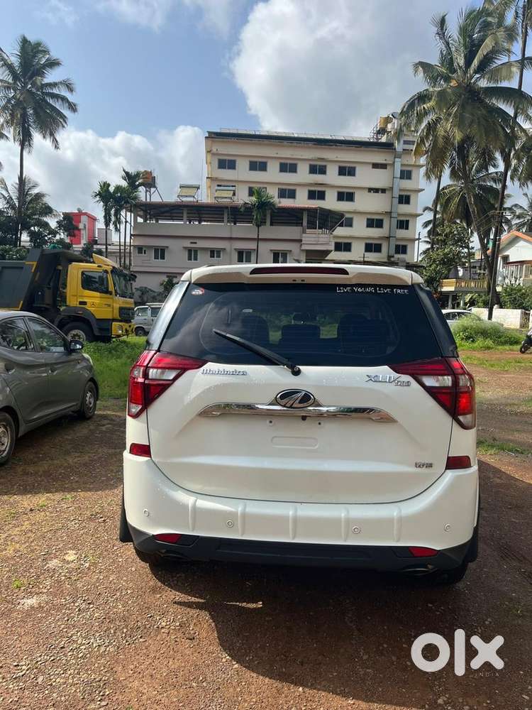 Mahindra Xuv500 2018 Diesel Well Maintained