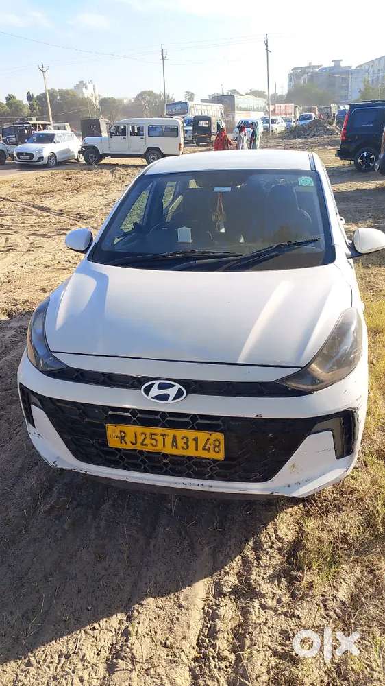 Hyundai Aura 2023 Cng