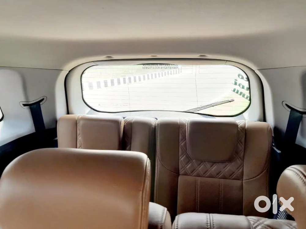 Mahindra Xuv500 2.2 W11 At 2018