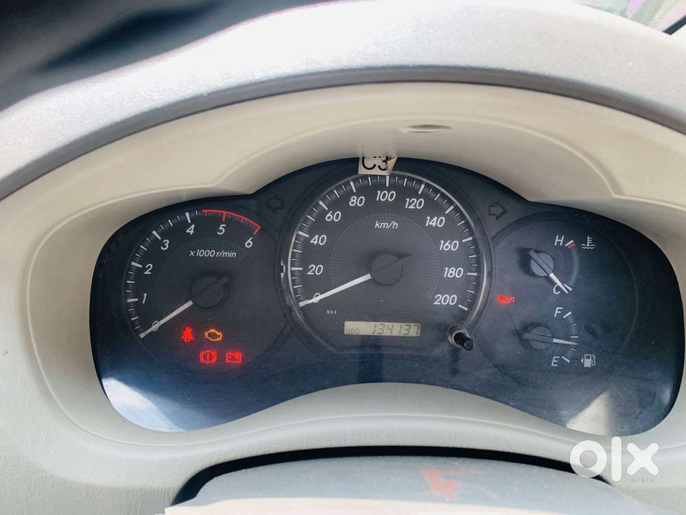 Toyota Innova 2.5 G (diesel) 8 Seater, 2012, Diesel