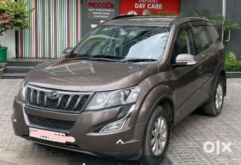 Mahindra Xuv500 2.2 W10 2017