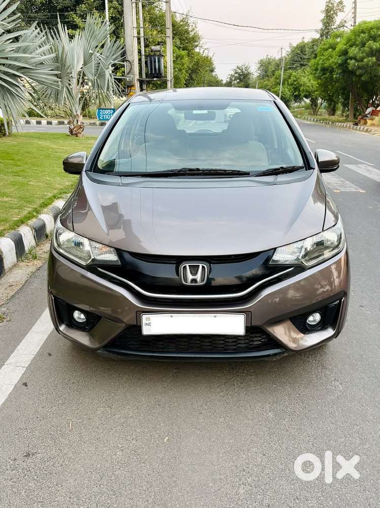 Honda Jazz V Automatic, 2015, Petrol