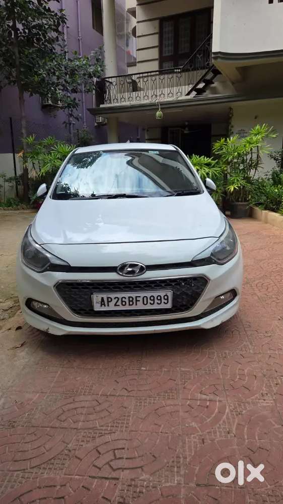 Hyundai I20 Asta 2015 Non Accidental. Perfect Condition