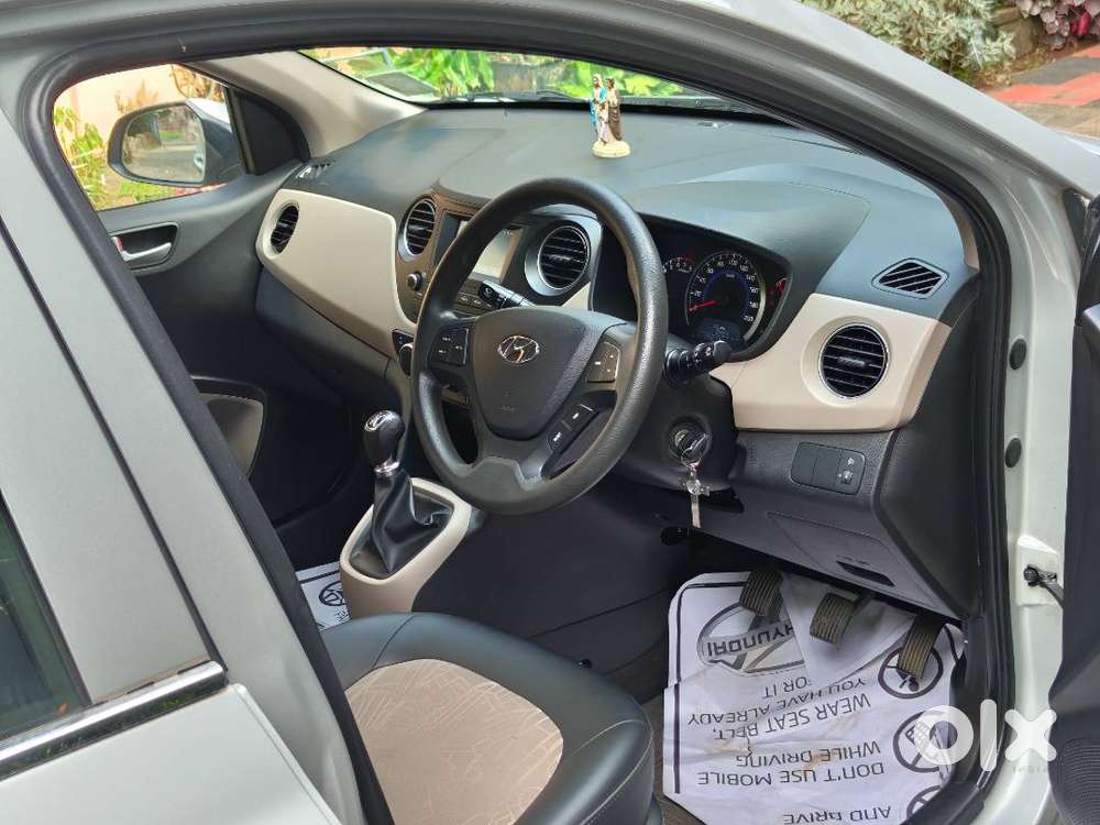 2017 Hyundai Grand I10 Sportz | Only 25,000 Km | Full Company Service