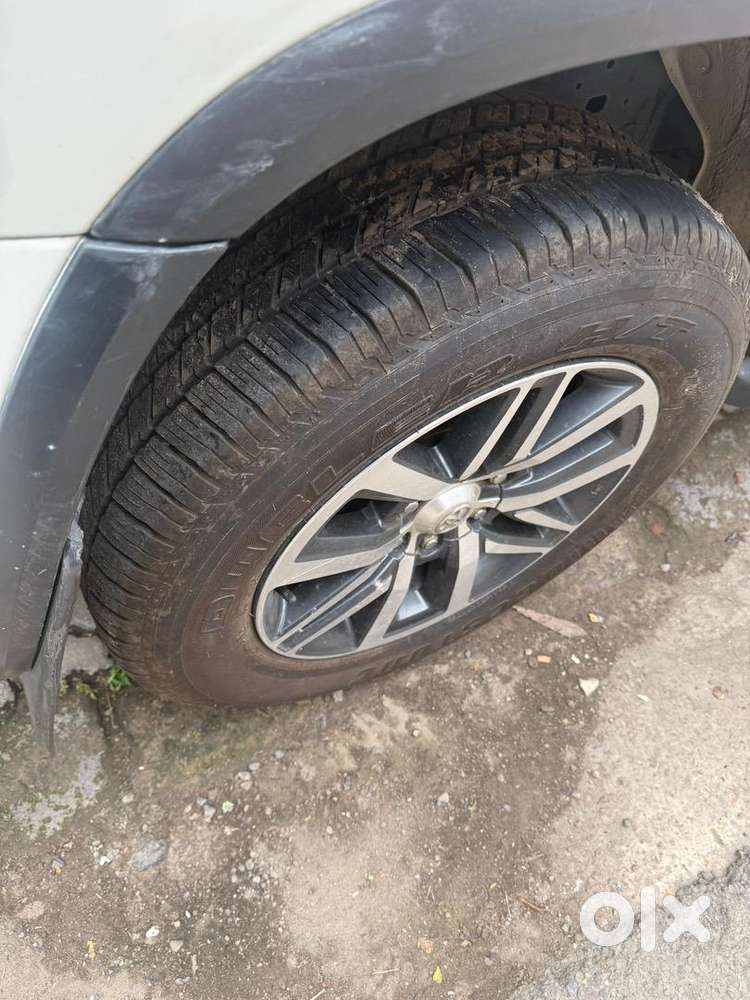 Toyota Fortuner 2016