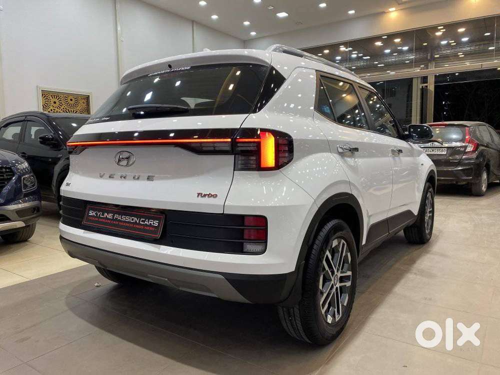 Hyundai Venue Sx Plus Turbo Dct, 2025, Petrol