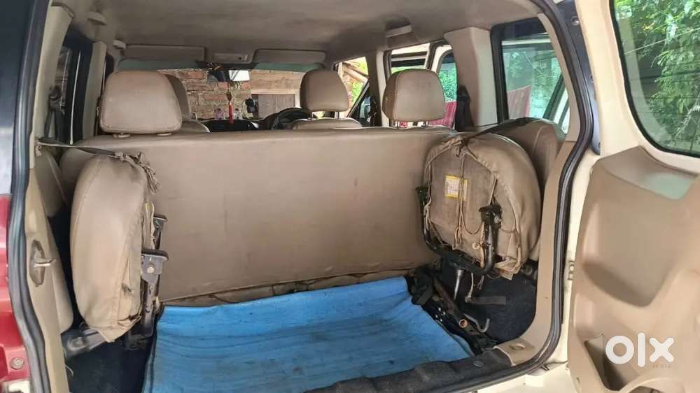 Mahindra Tuv 300 2017 Diesel Automatic