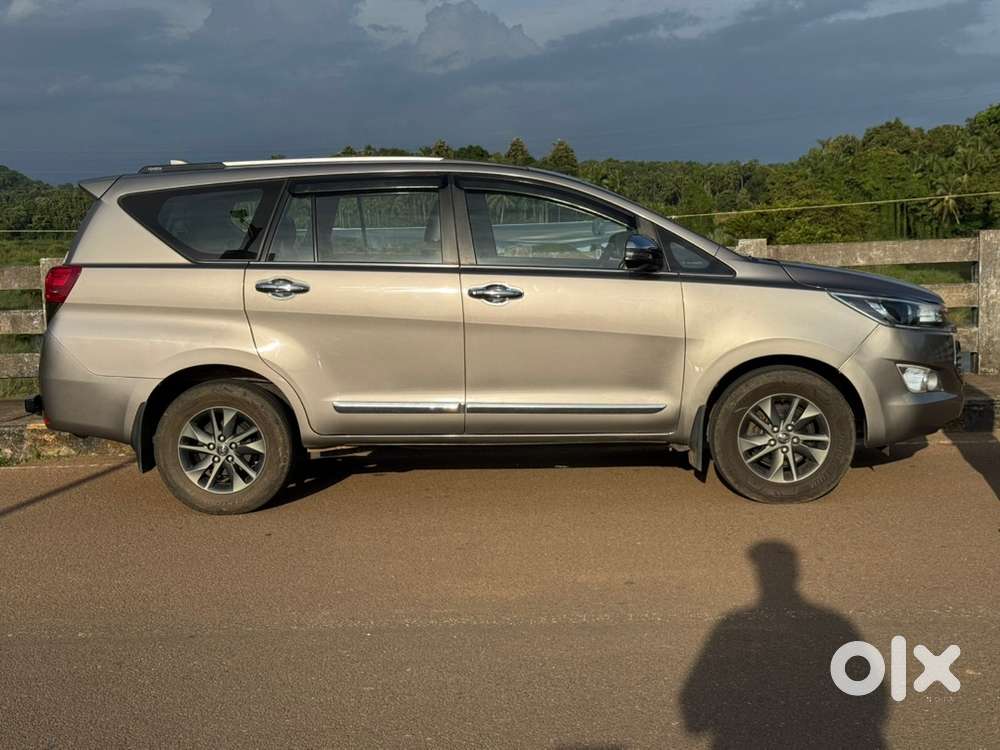 Toyota Innova Crysta 2018 Km Driven