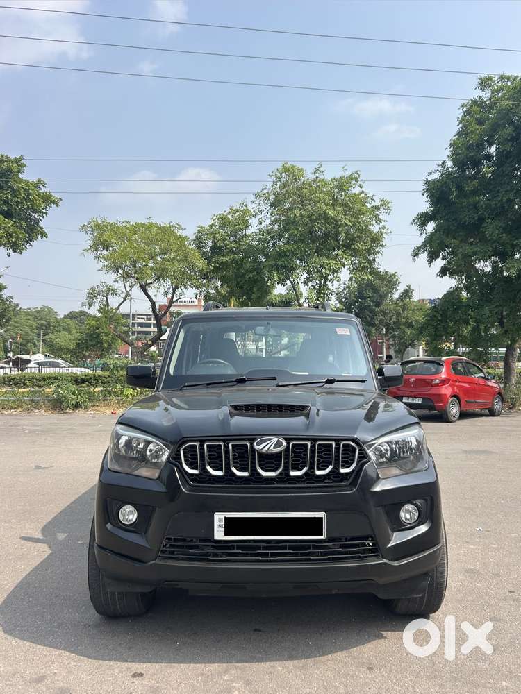 Mahindra Scorpio Classic 2.2 S 11 Mt 7 Str, 2022, Diesel
