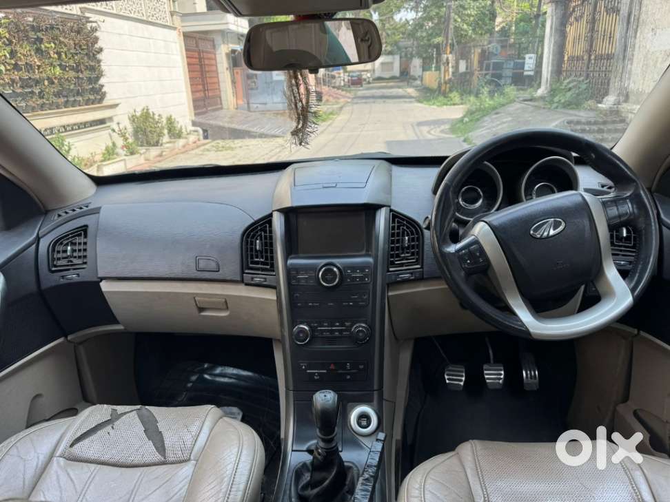 Mahindra Xuv500 2.2 W10, 2015, Diesel