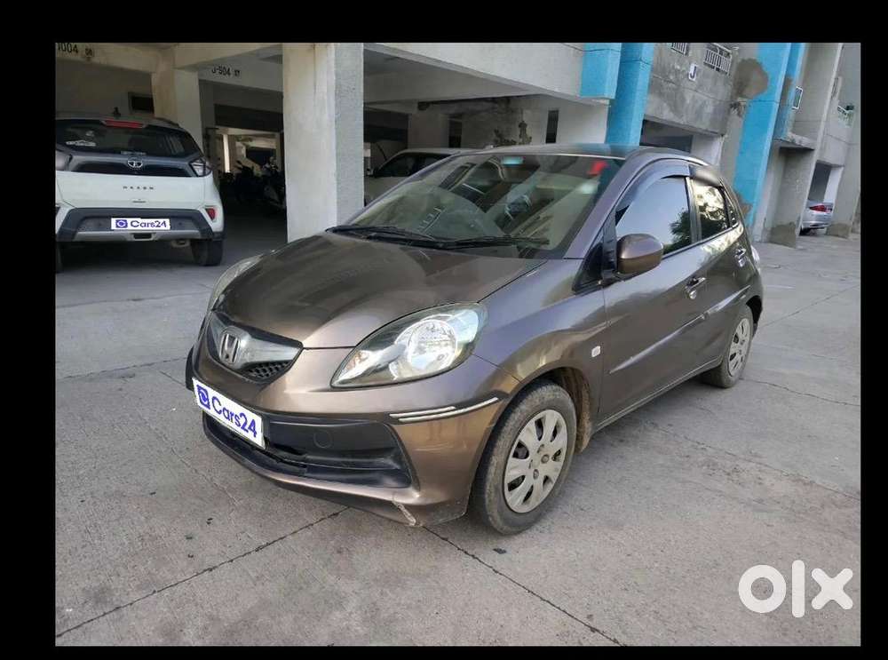 Honda Brio 2012 Petrol Well Maintained