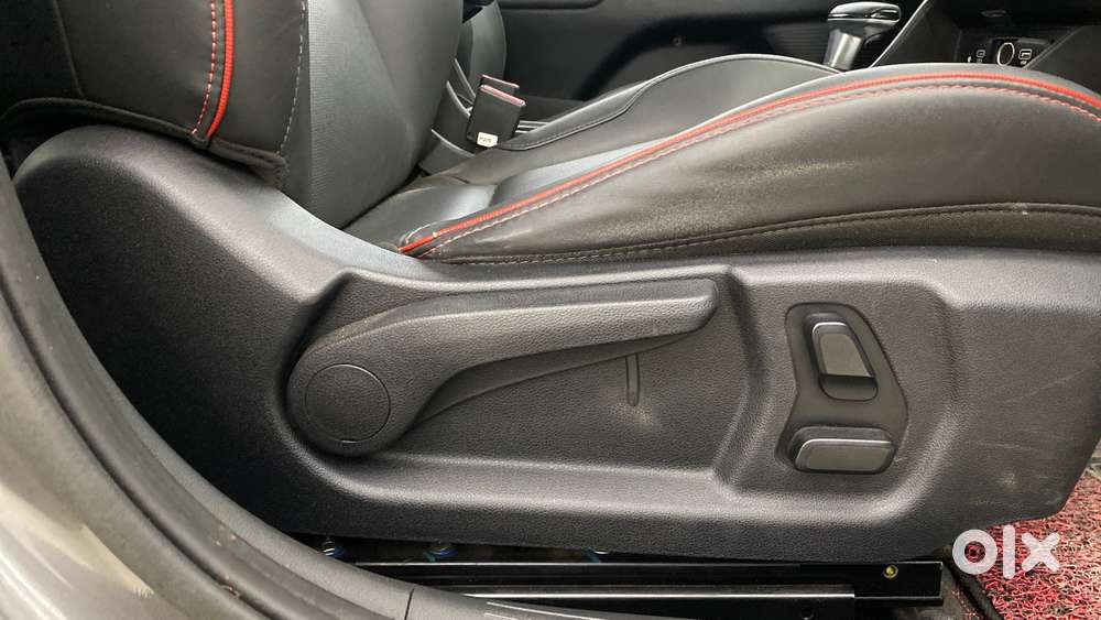 Hyundai Verna Sx (o) 1.5 Turbo Petrol Dct, 2023, Petrol