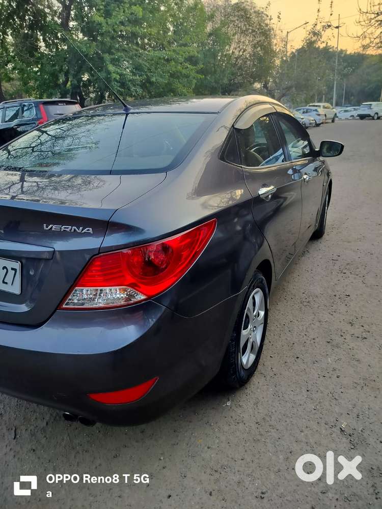 Hyundai Verna Sx 1.5 Petrol Ivt, 2011, Petrol