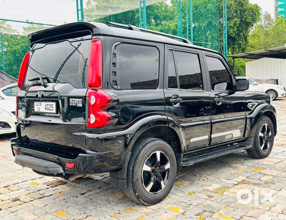 Mahindra Scorpio Classic 2.2 S 11 Mt 7 Cc, 2024, Diesel