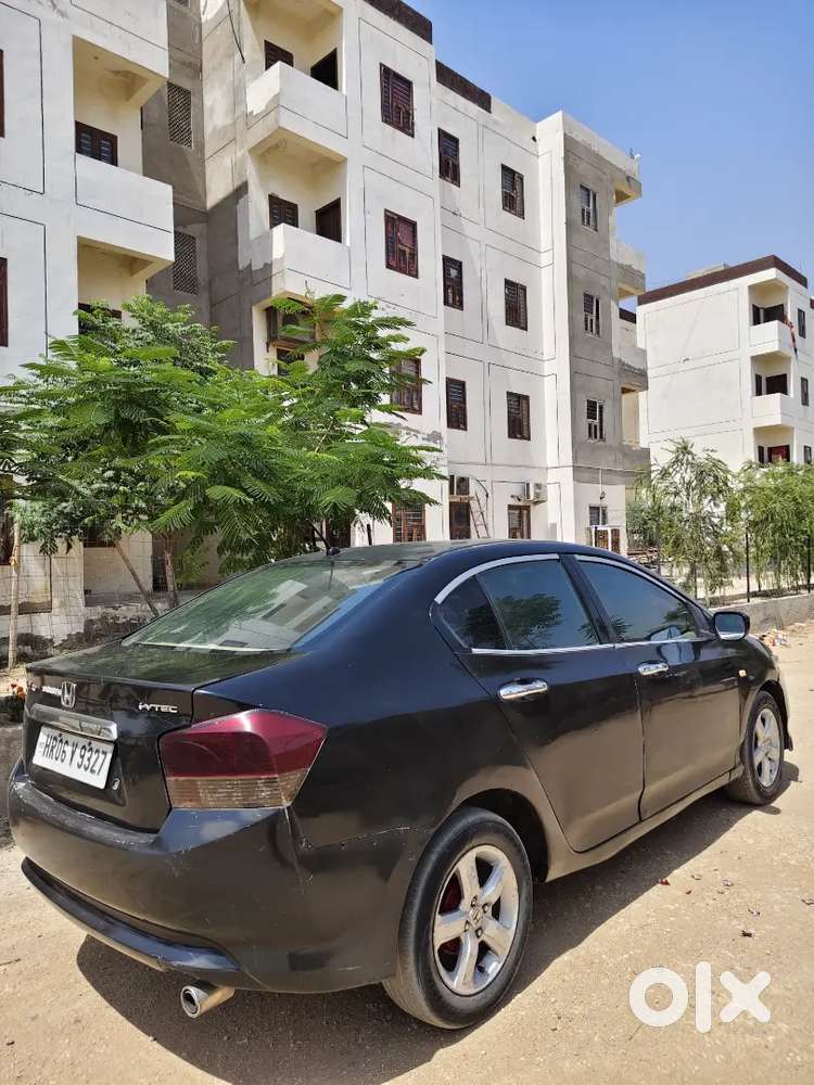 Honda City 2010 Cng & Hybrids 145000 Km Driven