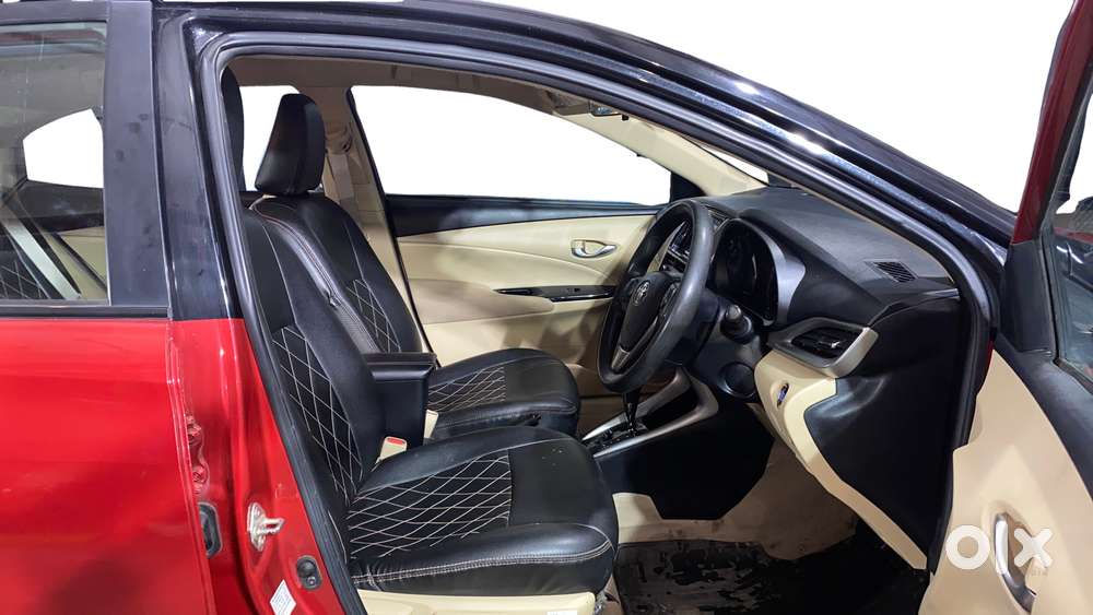 Toyota Yaris G Cvt, 2020, Petrol