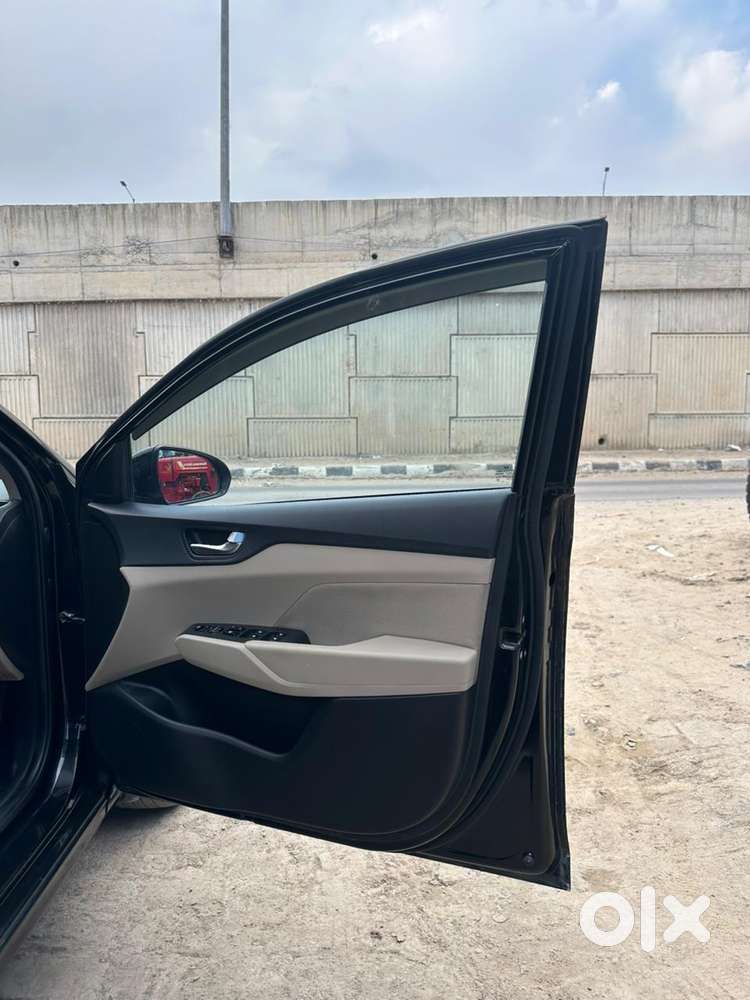 Hyundai Verna Sx 1.5 Crdi, 2023, Petrol