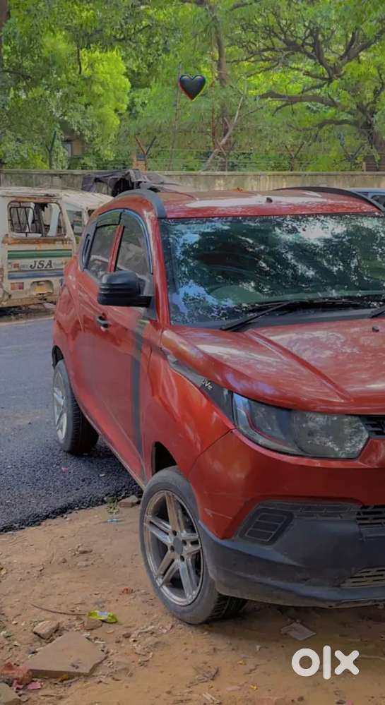 Mahindra Kuv 100 2017 Petrol 95000 Km Driven