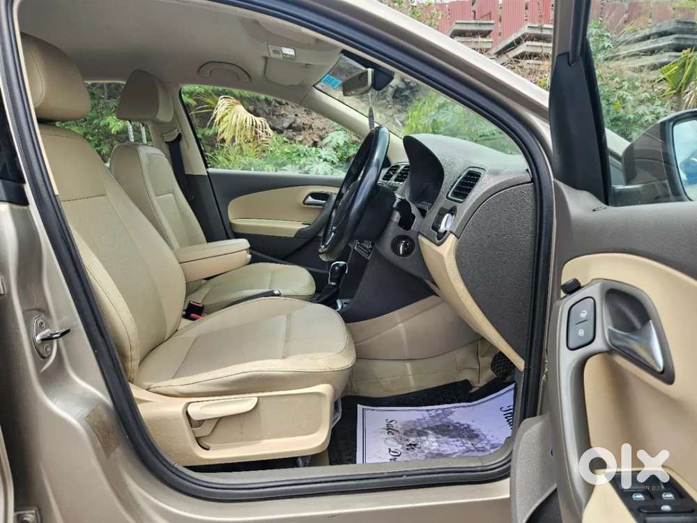 Volkswagen Vento 1.2 Tsi Highline Plus At, 2017, Petrol