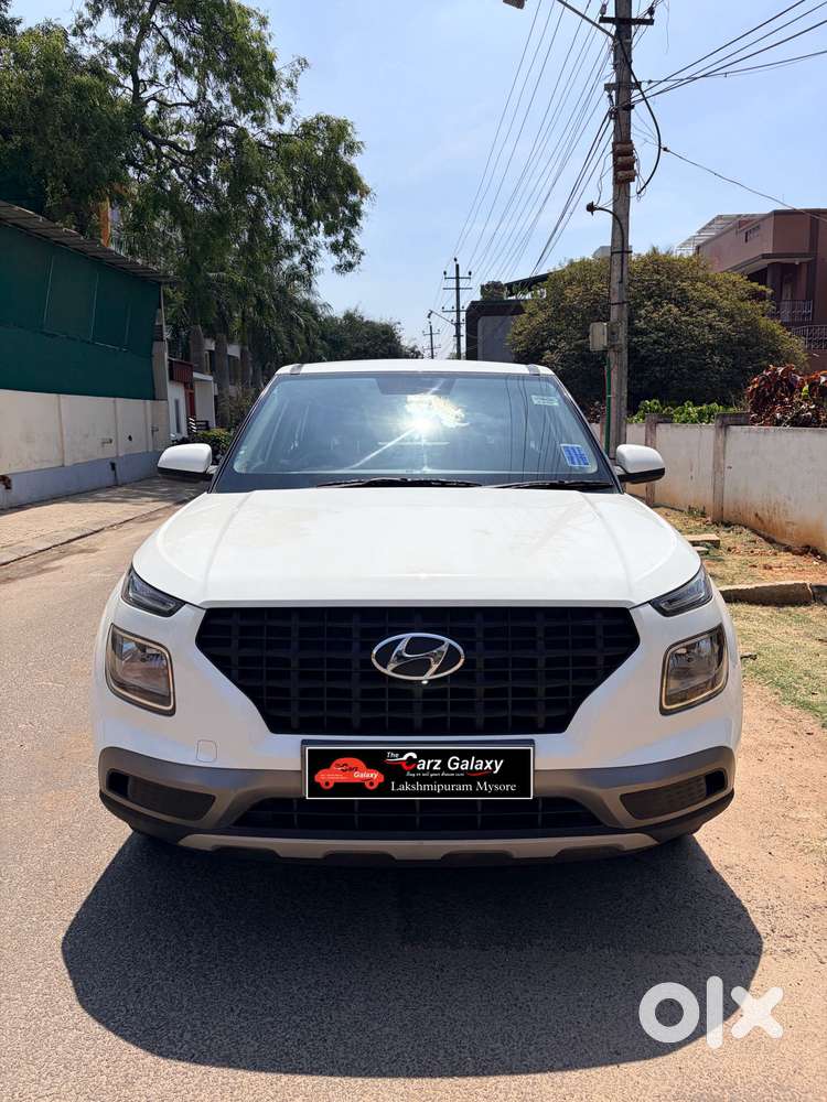 Hyundai Venue E 1.2 Petrol, 2020, Petrol
