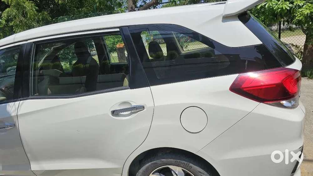 Honda Mobilio 2016 Diesel 90000 Km Driven