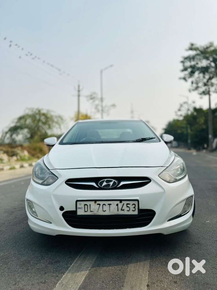 Hyundai Verna 1.6 Fluidic Vtvt S (o) At, 2014, Petrol