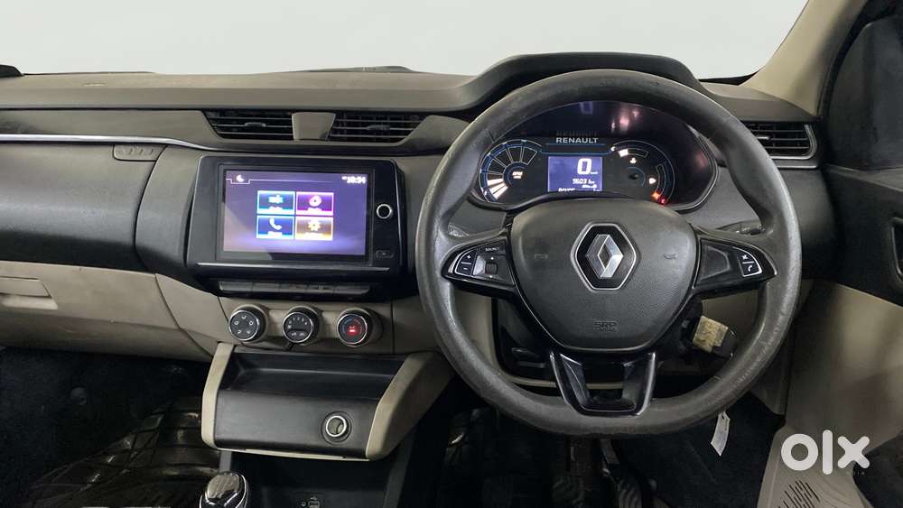 Renault Triber Rxt, 2022, Petrol