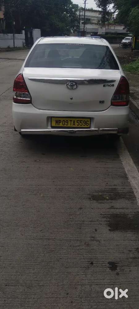 Toyota Etios 2012 Petrol 150000 Km Driven