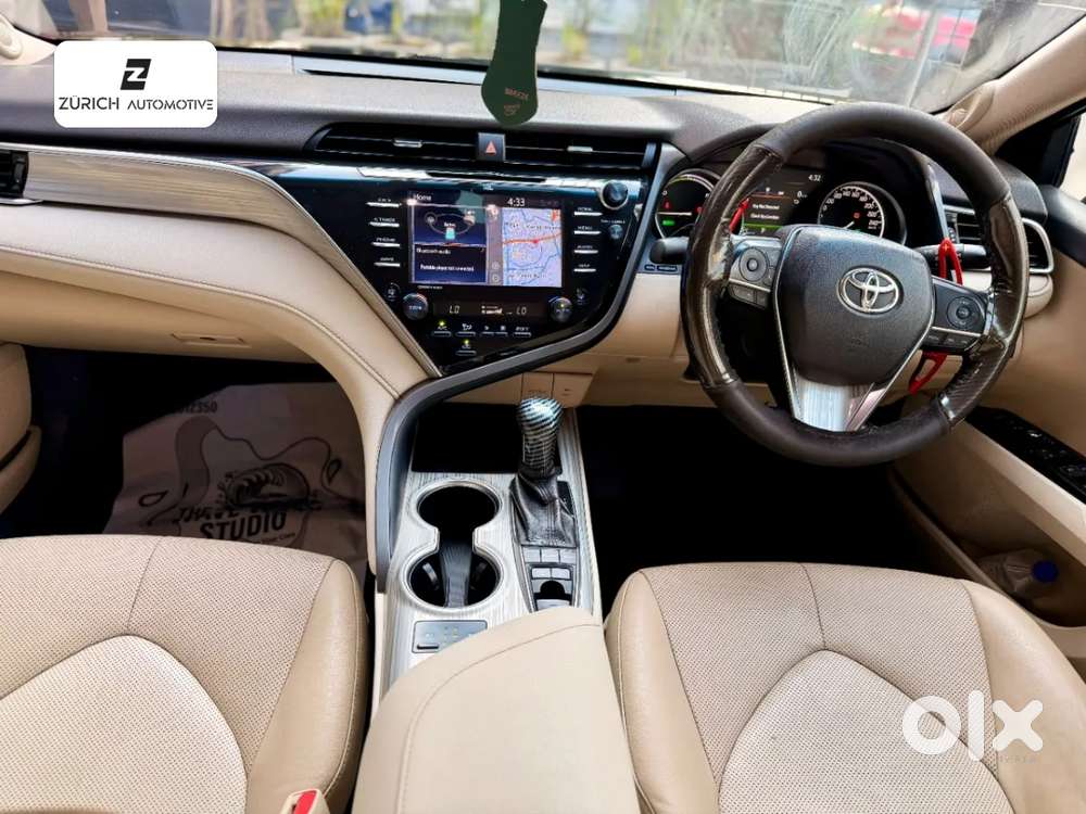 Toyota Camry Hybrid, 2019, Petrol
