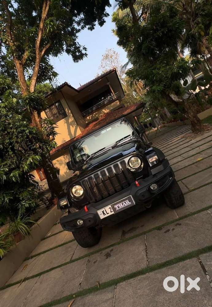 Mahindrathar Petrol Automatic 4*4 Single Owner