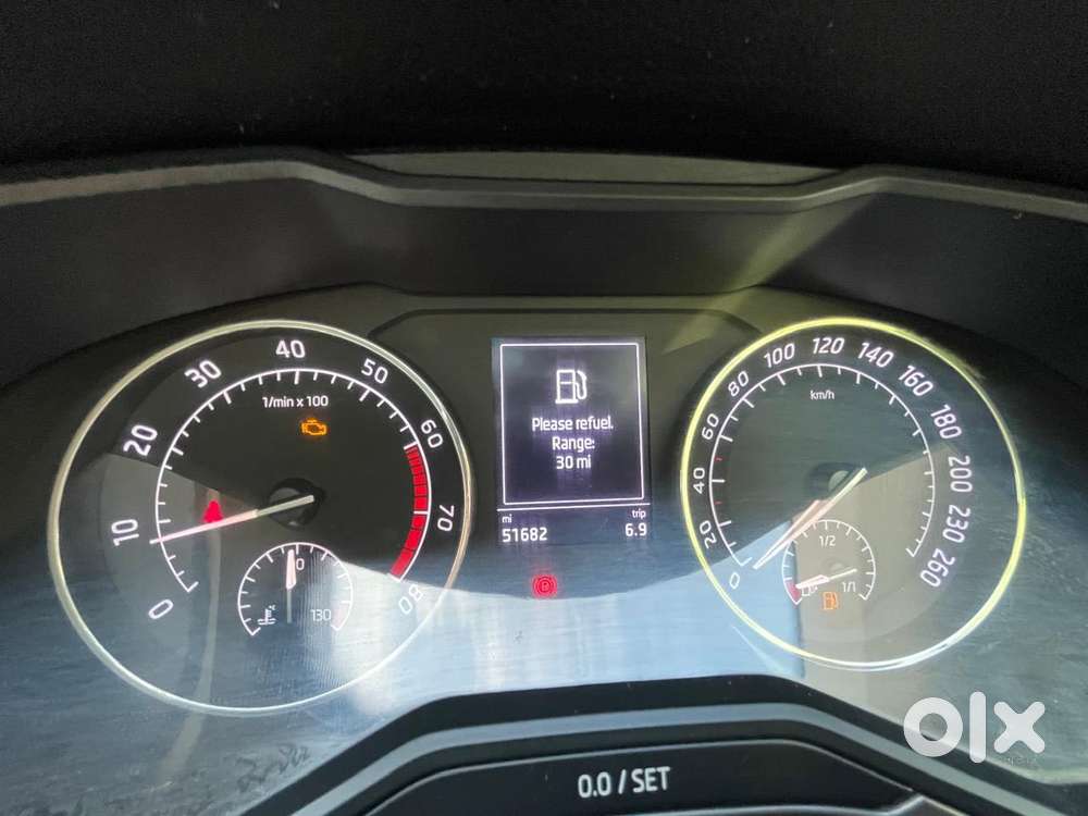 Skoda Superb Style 1.8, 2022, Petrol