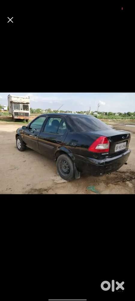 Ford Ikon 1.4 Zxi 2009