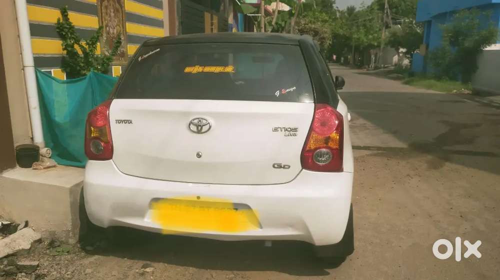 Toyota Etios Liva 2013