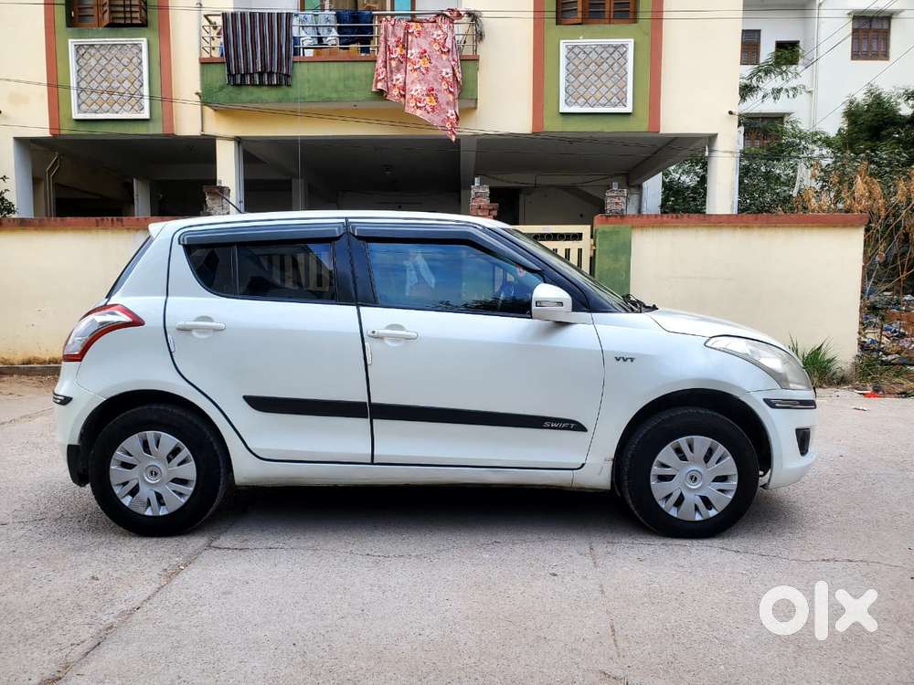 Maruti Suzuki Swift 2011-2014 Vxi, 2013, Petrol