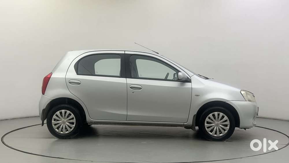 Toyota Etios Liva G, 2013, Petrol