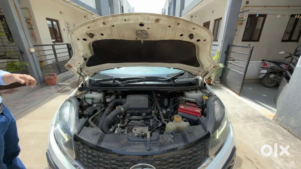 Tata Nexon Petrol Manual 2018
