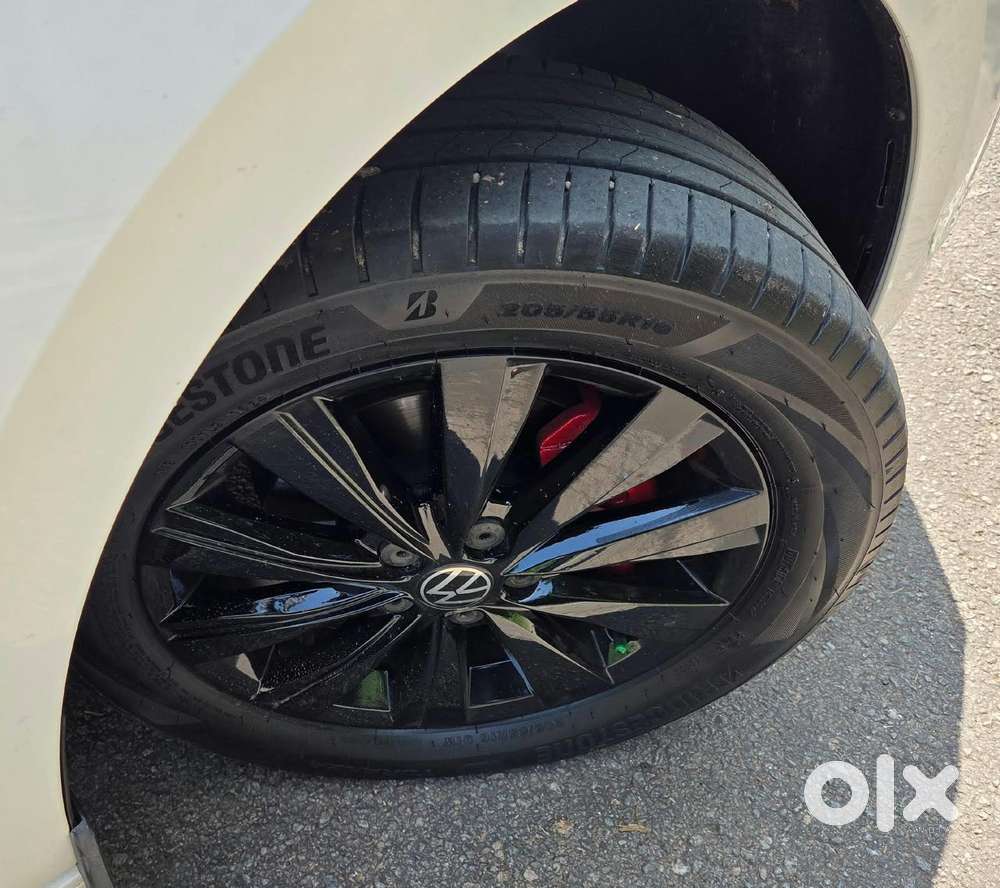 Volkswagen Virtus Highline Plus 1.0 Tsi At, 2022, Petrol
