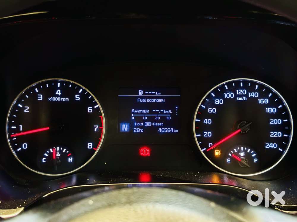 Kia Seltos 1.5 Htx+ Mt Dual Tone Imt, 2021, Petrol