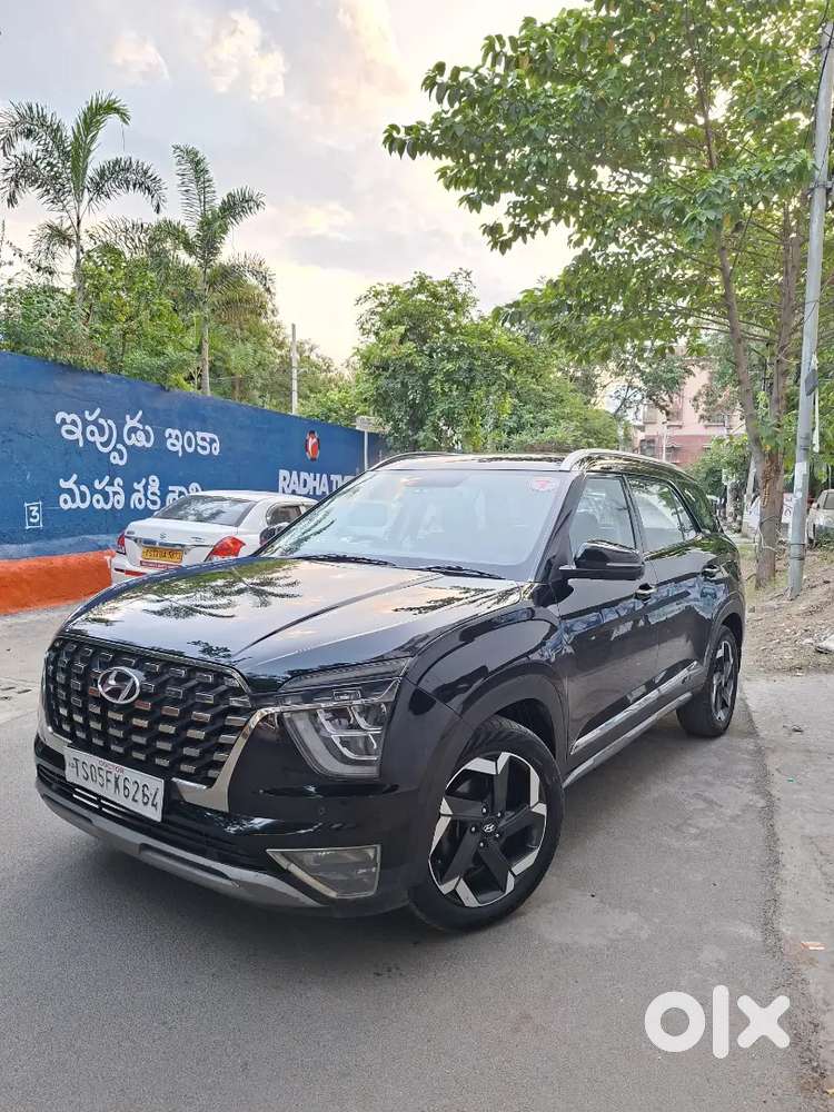 Hyundao Alacazar 1.5 Ltr Mt Signature 6s Bsvi Pantomblack 6 Seater