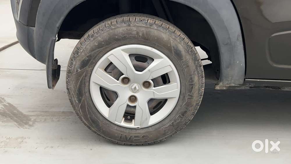 Renault Kwid 2019-ongoing 1.0 Rxt Amt (o), 2018, Petrol