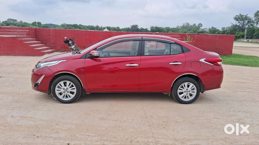 Toyota Yaris Vx Cvt, 2019, Petrol