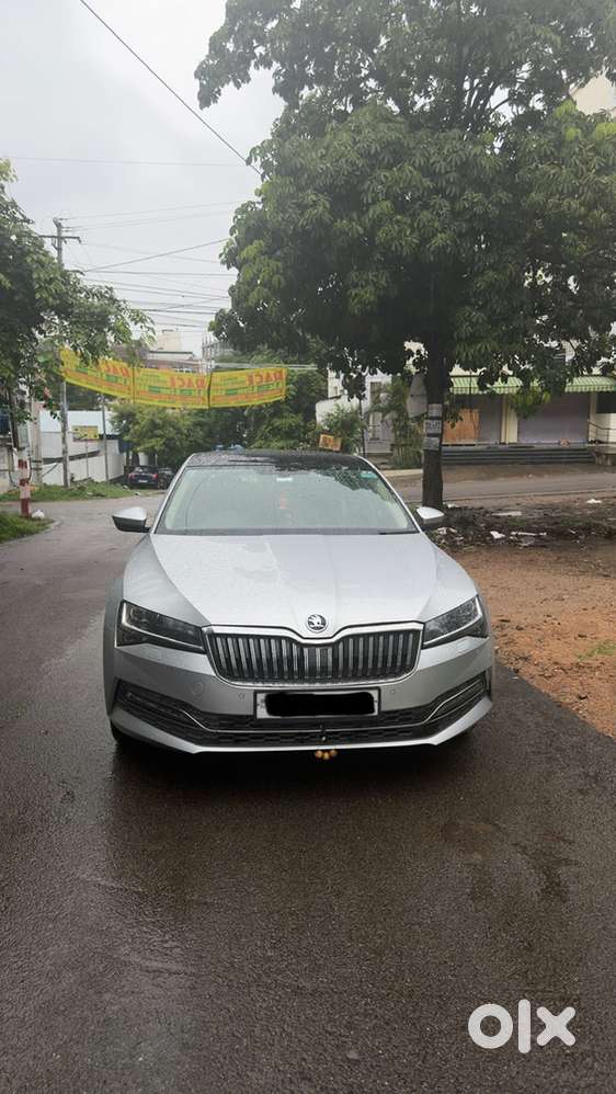 Skoda Superb 2022 Petrol Well Maintained