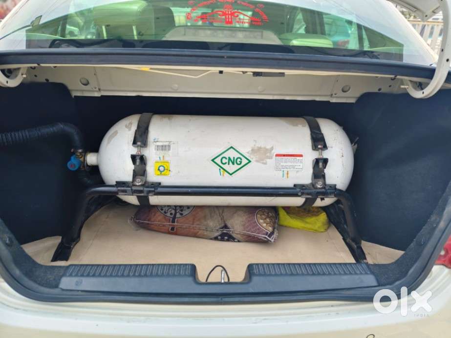 Maruti Suzuki Swift Dzire 1.3 Zxi, 2022, Cng & Hybrids