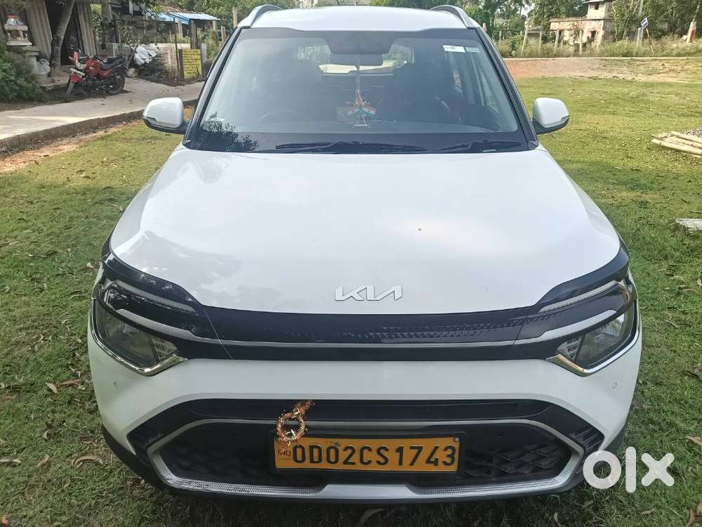 Kia, Carens, Prestige 7 Str,2 Years 3 Months