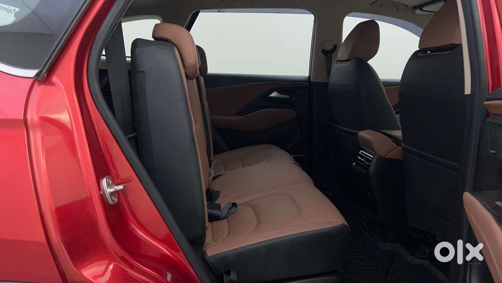 Mg Hector Plus Savvy Pro 1.5 Turbo Petrol Cvt 7 Str, 2023, Petrol