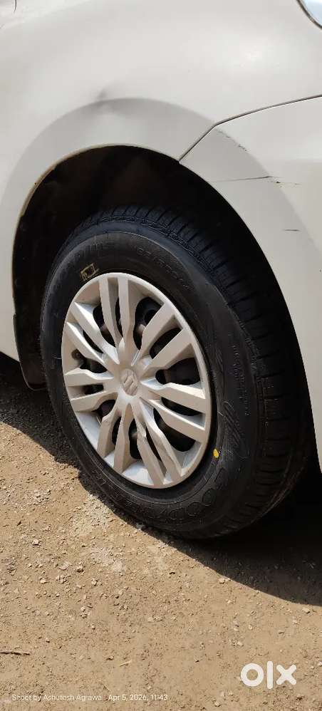 Maruti Suzuki Dzire 2024 White